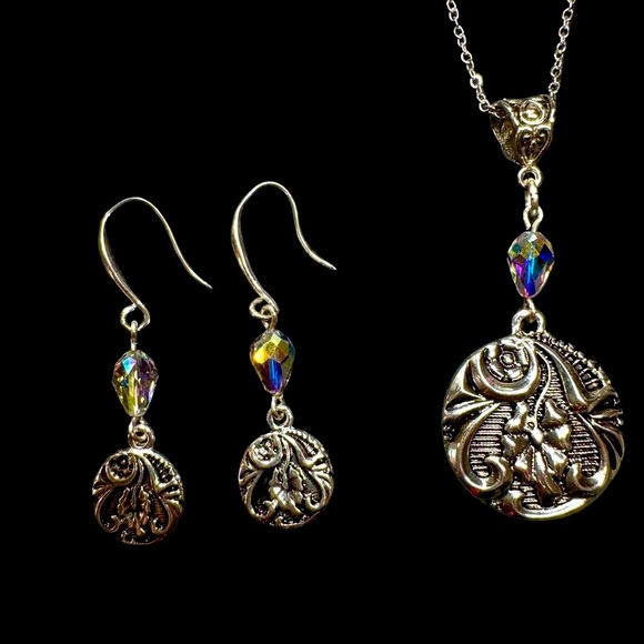 Earrings & necklace:  Silver disk with etched floral design, Swarovski accents - Picture 3 of 7